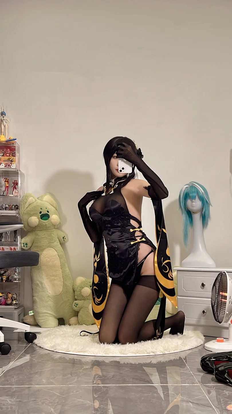 影子喵Ghost - 镇海黑旗袍 [131P,4V-3.71GB] tg@simisebaisi 【丝足阁】110.webp